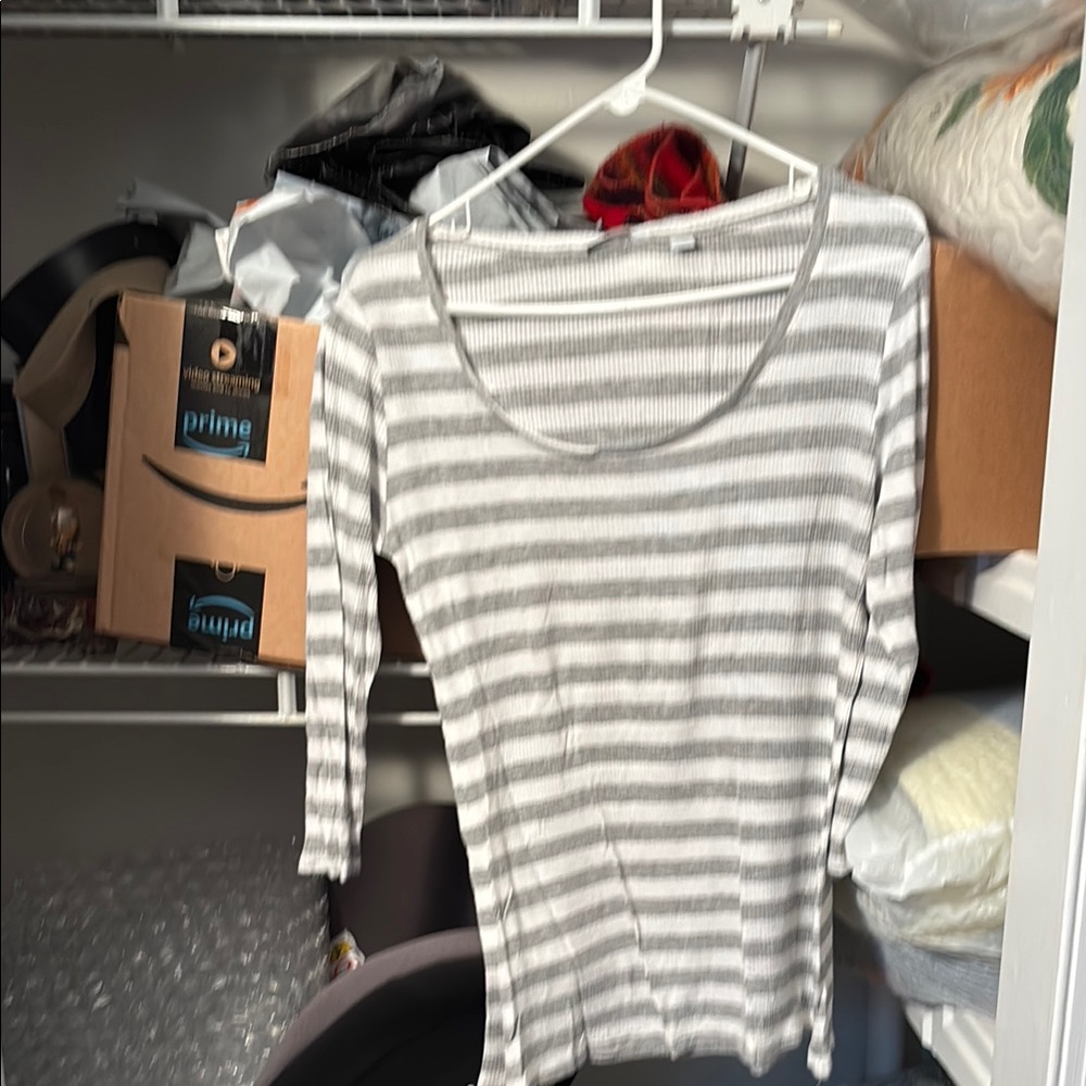 White and Gray Fitted Ribbed Blouse